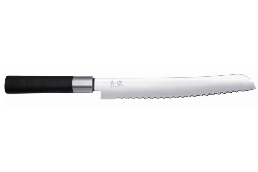KAI Wasabi Black japansk brødkniv 23 cm med takket blad