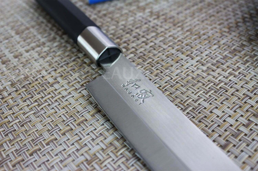 KAI Wasabi Black japansk Yanagiba-kniv med 21 cm blad