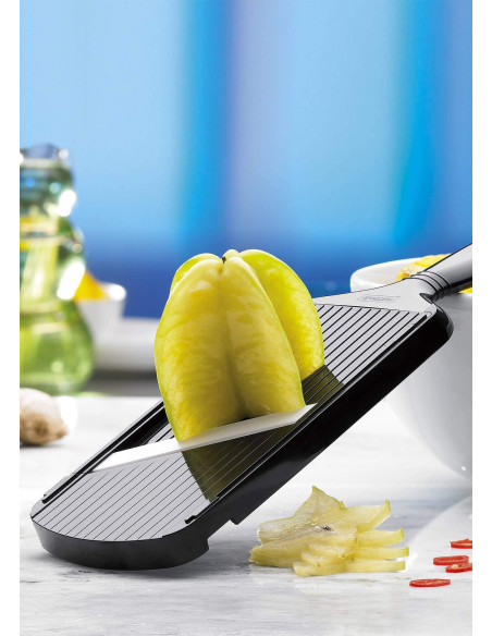 mandolina de cocina de cerámica negra ajustable KYOCERA con protector de dedos