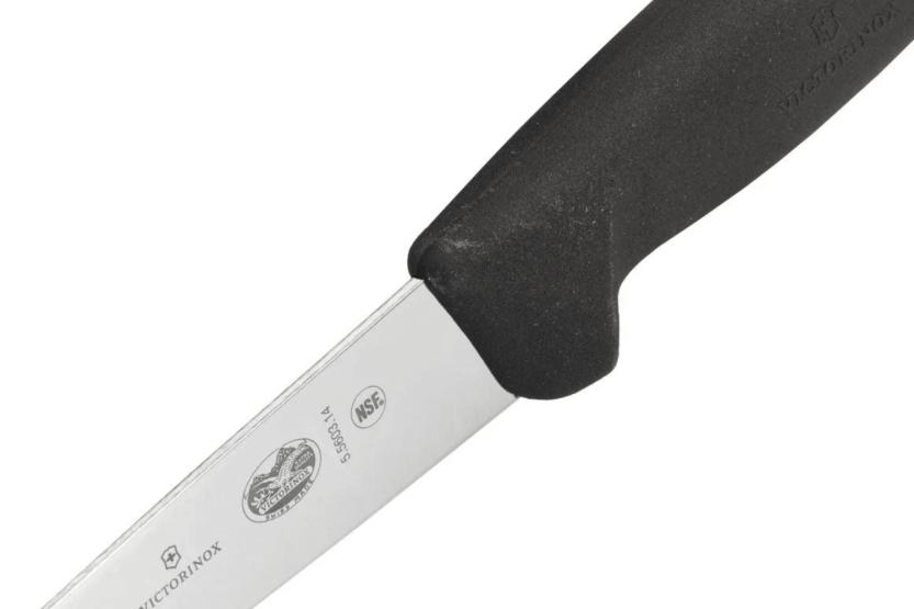 Victorinox udbenings- og afblødningskniv 5.5603.14 14 cm klinge sort fibrox håndtag