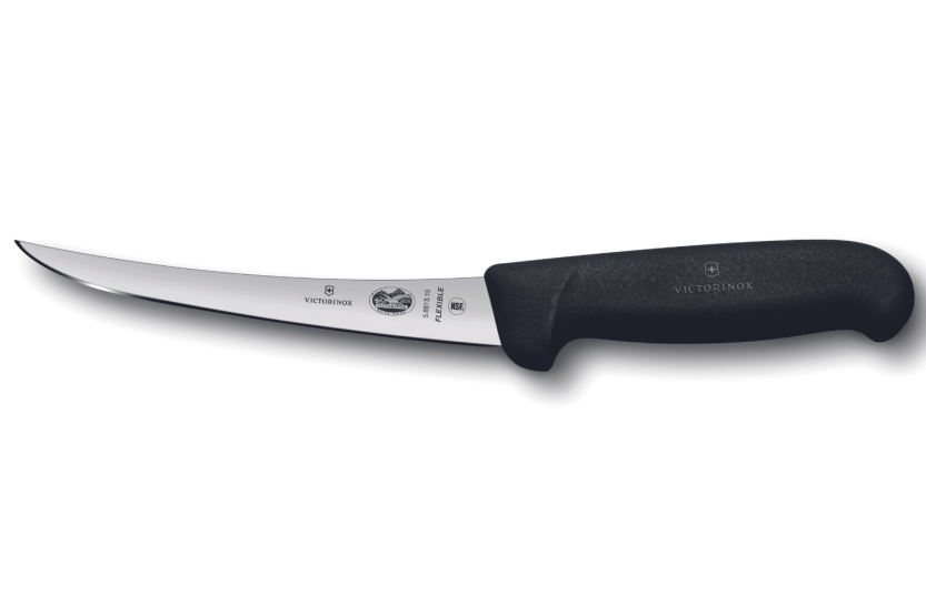 Coltello da disosso Victorinox 5.6613.15 lama flessibile 15 cm manico in fibrox nero