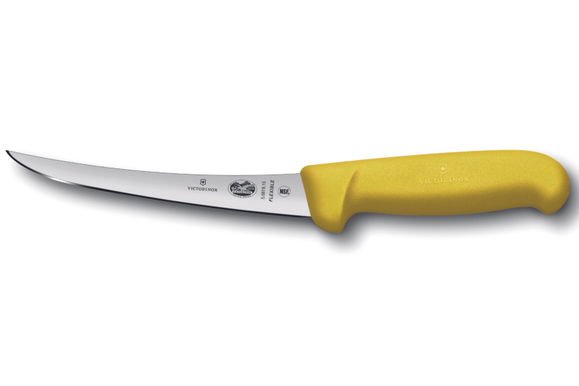 Coltello da disosso Victorinox 5.6618.15 lama flessibile 15 cm manico in fibrox giallo
