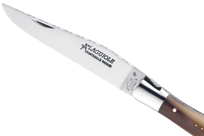 GILLES 8682 Laguiole foldekniv 12 cm med skaft i blond hornspiss og korketrekker