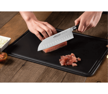 Arcos Riviera santokukniv smidd santokukniv 18cm med granton edgeblad 2