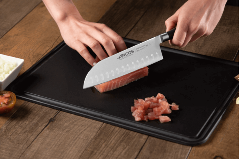 santokumesser Arcos Riviera geschmiedet mit Kullen18cm