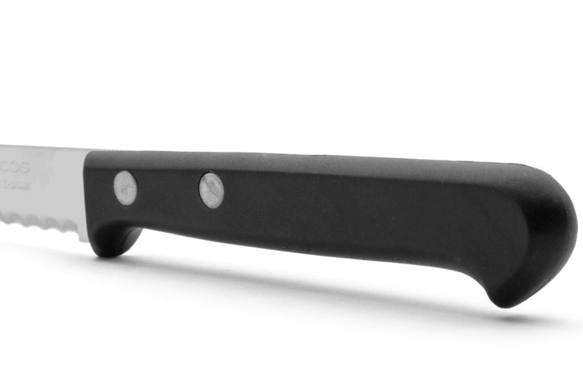 Cuchillo chuletero Arcos 11cm hoja dentada
