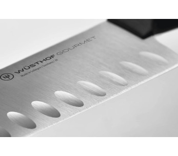 Wüsthof Gourmet Santokuveitsi 17cm, jossa on Granton-terä 2
