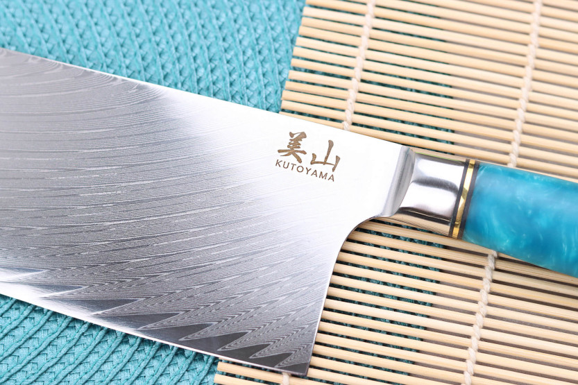 Chinese chef's knife 20cm Kutoyama damascus blue resin handle
