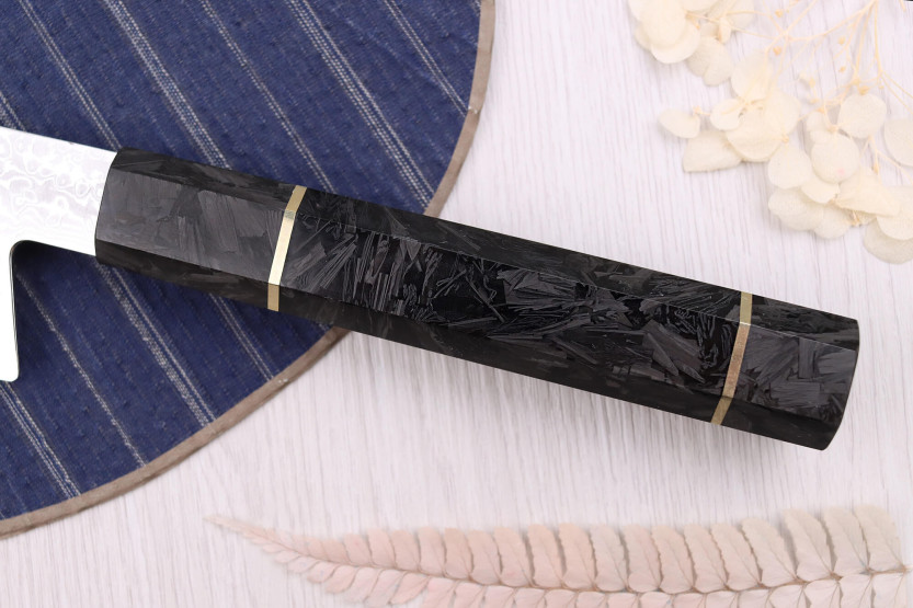 Coltello kiritsuke Kutoyama Coltello kiritsuke in damasco da 20 cm con manico in fibra di carbonio