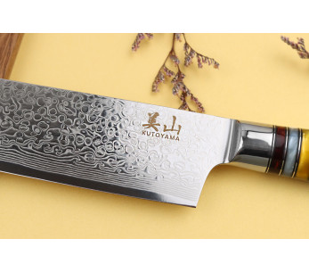 Kutoyama 24cm Kiritsuke-veitsi pakka-kahvalla ja akryylirenkailla varustettuna 2