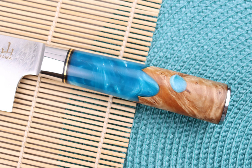 nakiri knife 17cm Kutoyama damascus blue resin handle