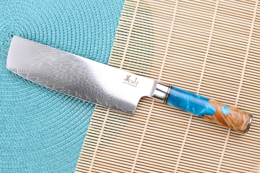 nakiri mes 17cm Kutoyama damascus blauw hars handvat