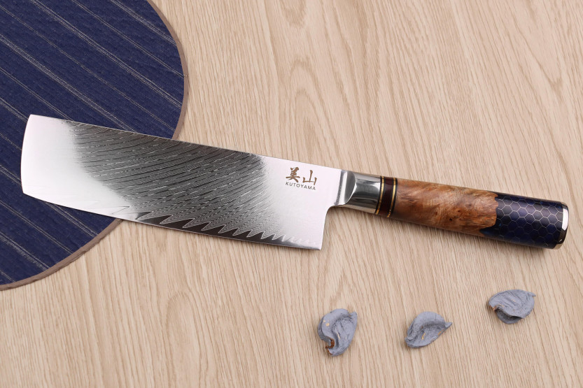 nakiri veitsi 17cm Kutoyama damascus hunajakennokahva kahva