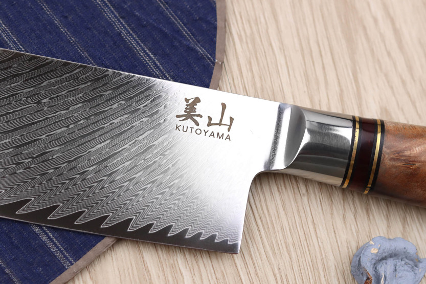 cuchillo nakiri de 17cm Kutoyama damasco con mango de nido de abeja