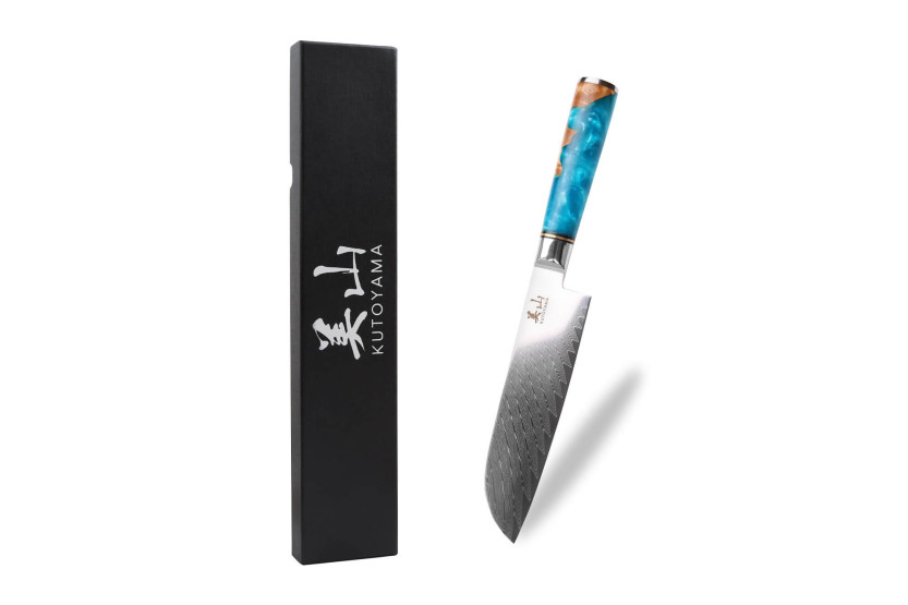 17 cm Kutoyama damaskus santoku-kniv med blåt resinhåndtag