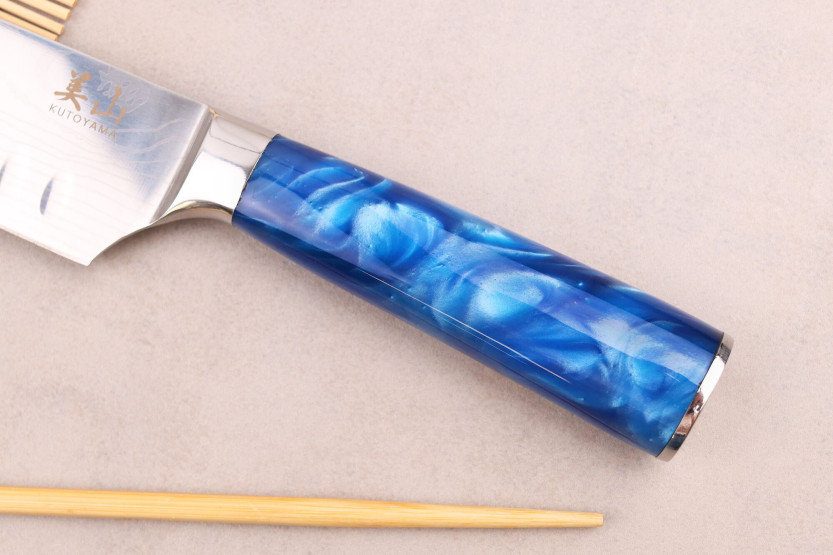 con fossette coltello santoku Kutoyama Blue Wave 17 cm