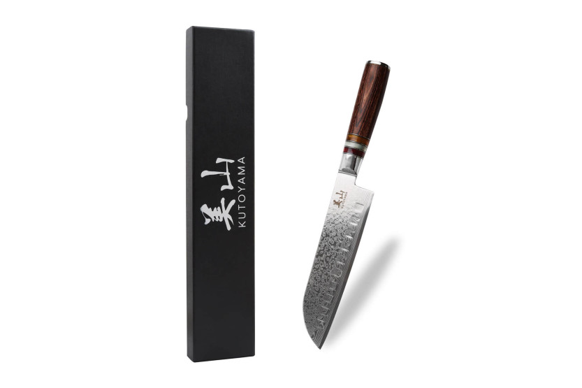 faca santoku Kutoyama 17cm com convinhas damasco, cabo pakka e anéis acrílicos