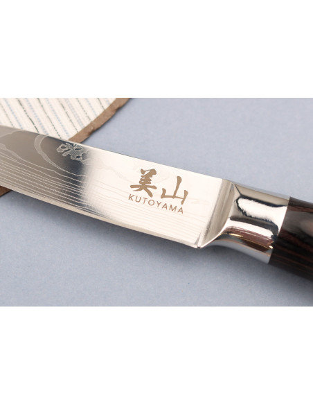 5 Kutoyama Black Pakka 1 toimistoveitsi + 2 santoku + 1 nakiri + 1 kokkiveitsi