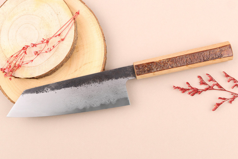 Hado Sumi B1D 18 cm japansk bunka-kniv med håndtag af kirsebærtræ
