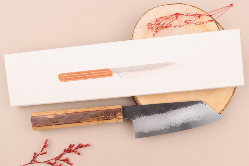Faca ko bunka de 13,5 cm Hado Sumi B1D cabo em madeira de cerejeira feito à mão no Japão