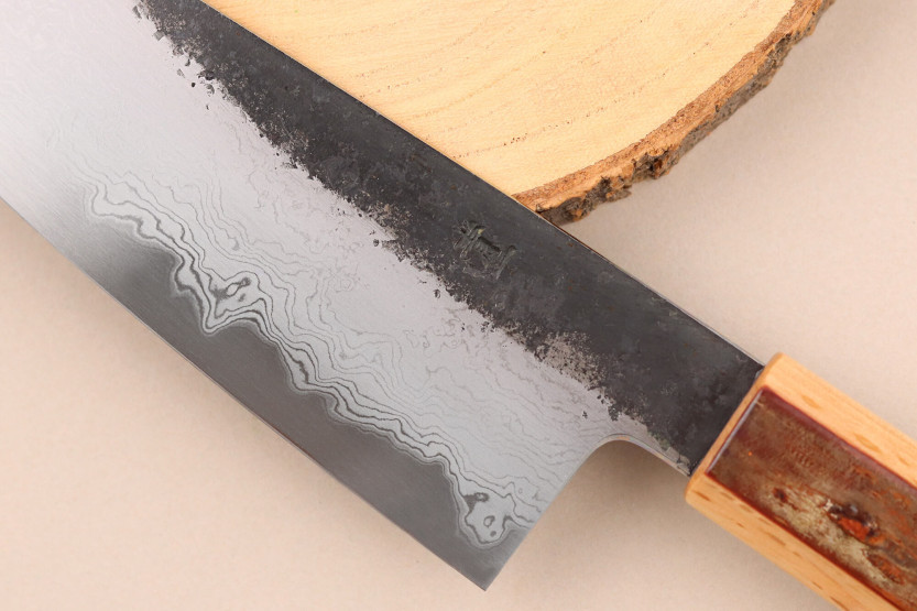 Faca ko bunka de 13,5 cm Hado Sumi B1D cabo em madeira de cerejeira feito à mão no Japão