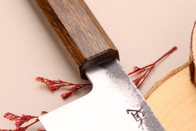 Hado Sumi B1D 18 cm japansk bunka-kniv med eikehåndtak