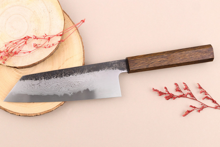 Hado Sumi B1D 18 cm japansk bunka-kniv med eikehåndtak