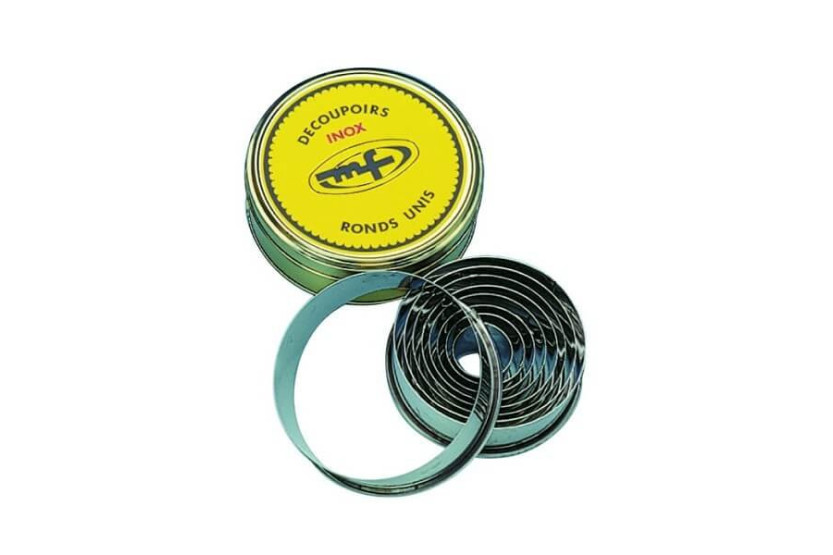 Caja de 9 cortadores redondos lisos de acero inoxidable, de 3 a 11 cm