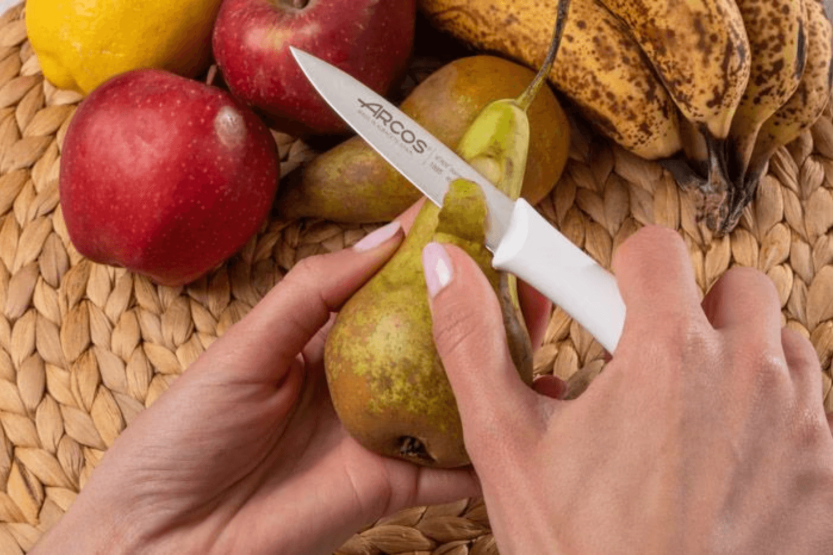 Cuchillo Arcos Nova 8,5cm mango blanco