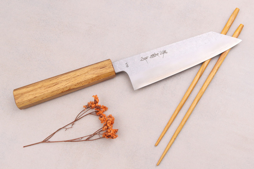 Sakai Kikumori TS10 16,5 cm japansk bunka-kniv i eik
