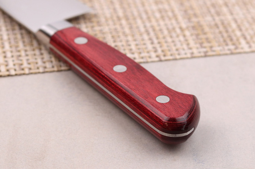 Faca de chef japonesa tradicional Takamura SGR 18cm em aço SPG2