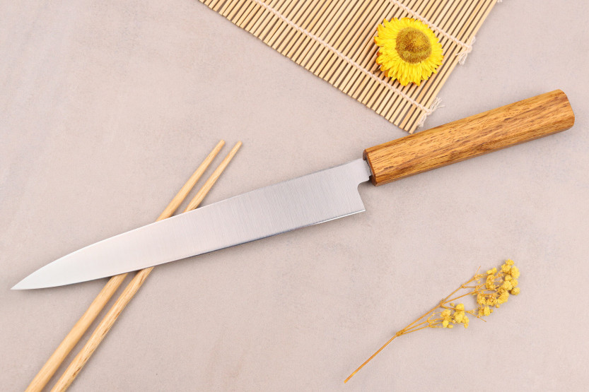 Tsunehisa AUS-8 21cm Japanese craft yanagiba knife with oak handle