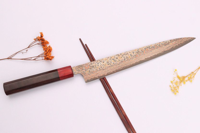 Takeshi Saji VG10 Rainbow Nashiji 27 cm sujihiki japansk håndlaget kniv