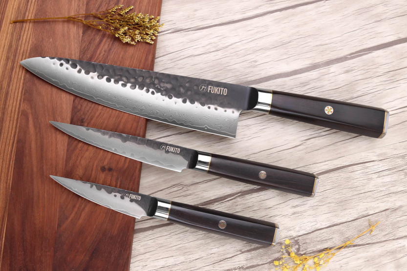Sæt med 3 Fukito Ebony Damascus VG10 Chef + Universal + Office knive