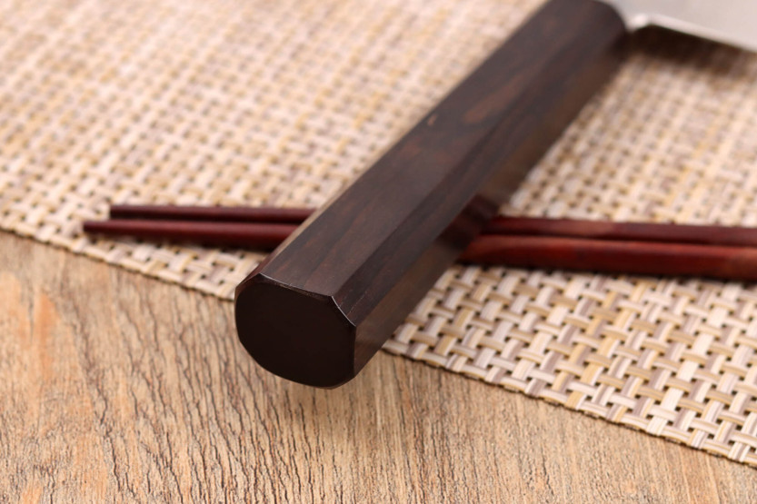 Faca bunka Hatsukokoro Ginsou Damascus de 18 cm, cabo em ébano, fabrico artesanal japonês