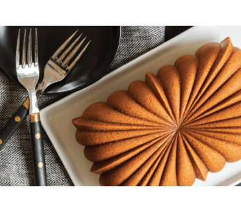 Cakeform Nordic Ware plissiert gold aus Aluminiumguss 2