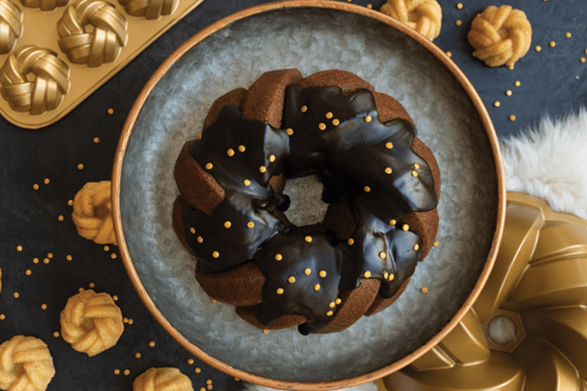 Nordic Ware Bundt Torsadé guld kakform i gjuten aluminium diameter 27cm