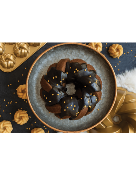 Nordic Ware Bundt Torsadé gold cast aluminium cake tin diameter 27cm