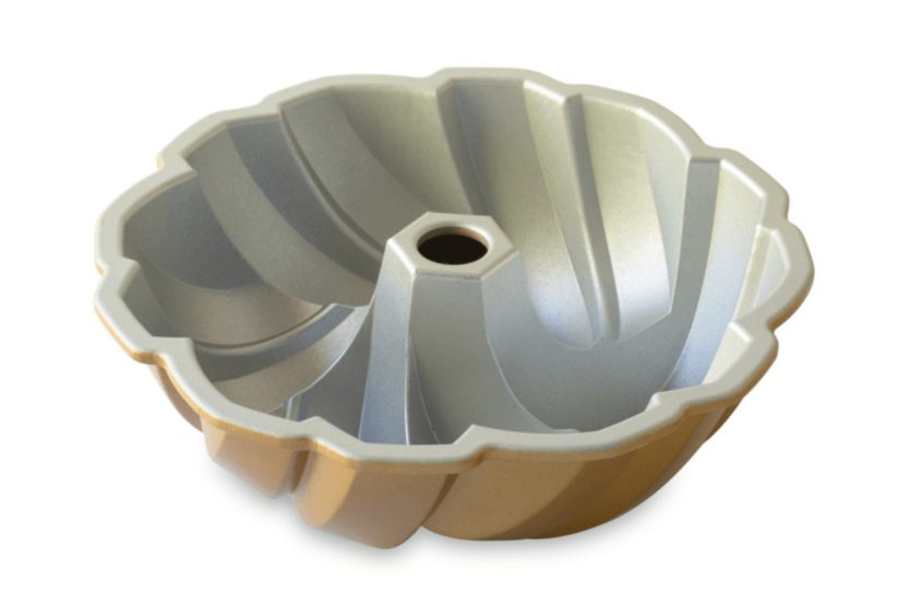 Nordic Ware Bundt Torsadé gull kakeform i støpt aluminium, diameter 27 cm