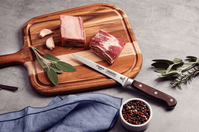 Cuchillo deshuesador Tramontina Century hoja de acero inoxidable forjado mango de 15cm technobois