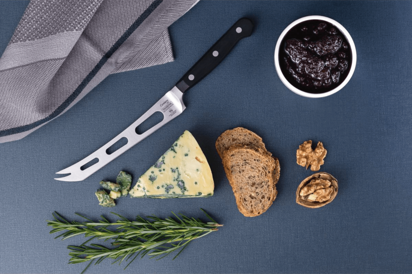 Tramontina Century coltello da formaggio 15 cm lama traforata manico in policarbonato nero