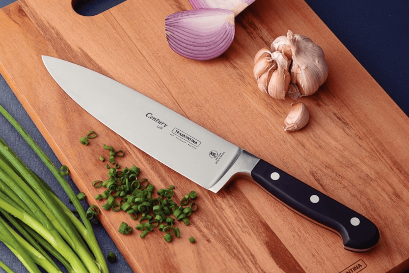 Cuchillo de chef Tramontina Century 15cm hoja forjada mango de policarbonato negro