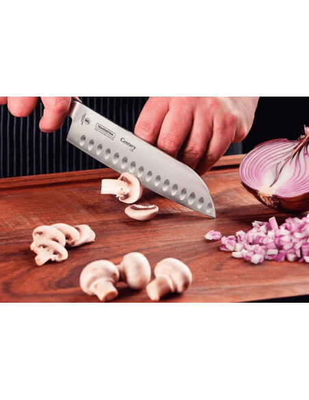 Faca santoku Tramontina Century com lâmina forjada de 18cm e cabo de policarbonato preto