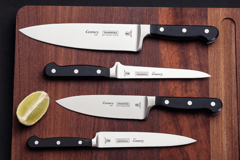 Tramontina Century universalkniv 15 cm smidd blad, svart polykarbonatskaft