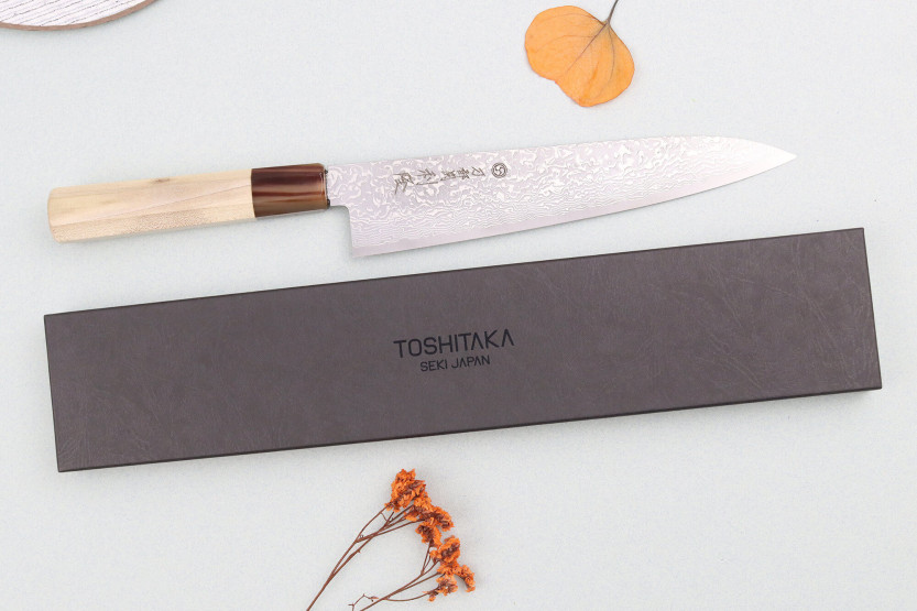 Cuchillo de cocinero japonés Toshitaka Suminagashi SG2 Damasco de 21cm