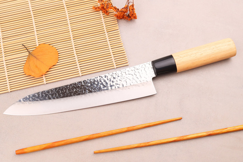 21cm Satake Magoroku Saku japanese chef ' s knife in magnolia