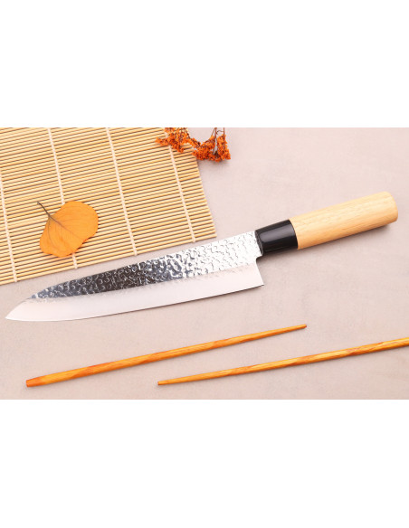 21 cm Satake Magoroku Saku japansk kokkekniv i magnolia