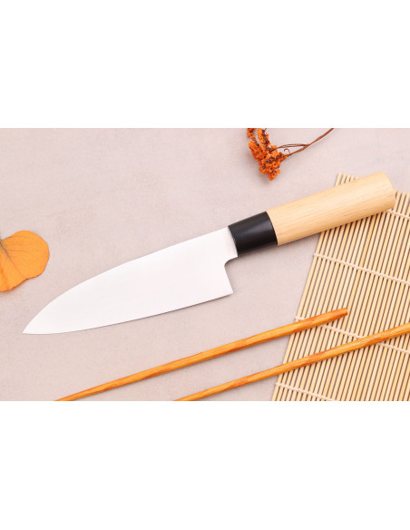 Satake Magoroku Saku 15 cm japansk deba-kniv i magnolia