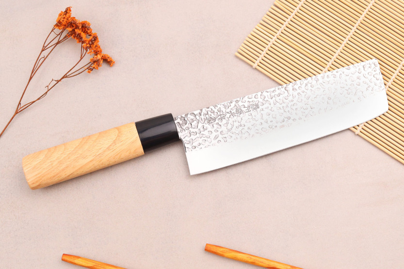 Couteau nakiri 17cm japonais Satake Magoroku Saku en magnolia