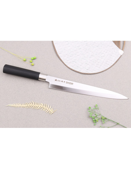 Coltello da sashimi giapponese Satake Masamune Saku da 21 cm in PP nero